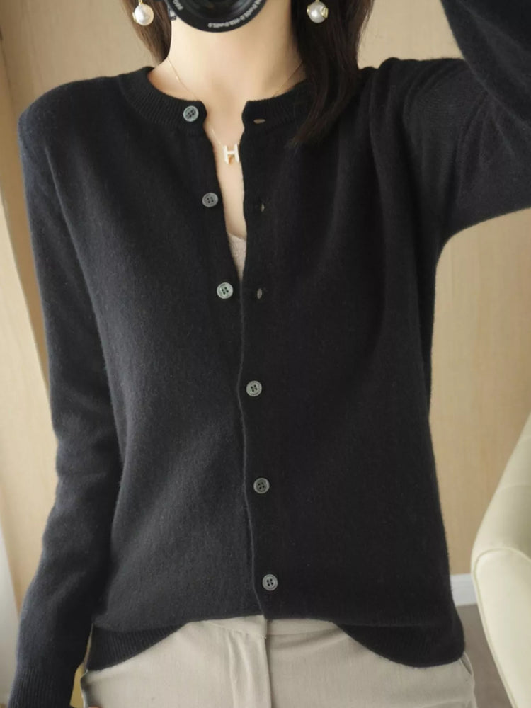 Classic Crew Neck Knit Cardigan