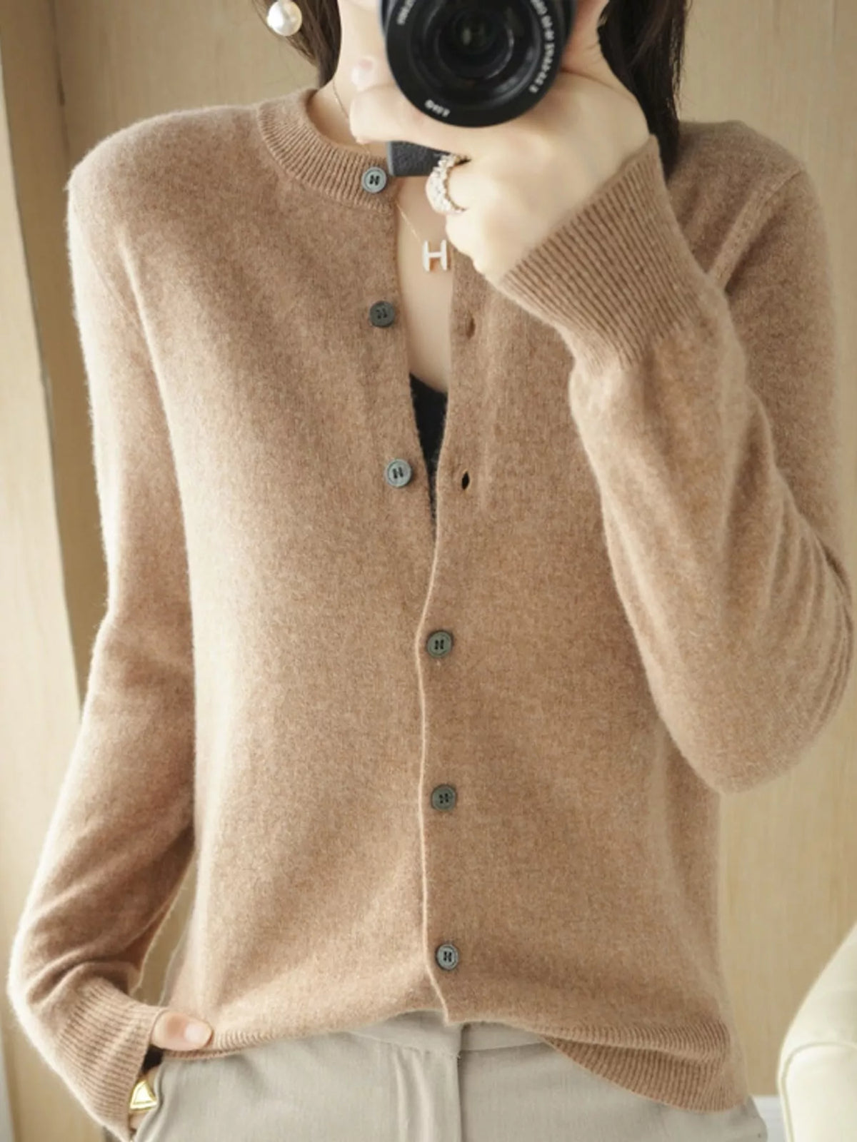 Classic Crew Neck Knit Cardigan