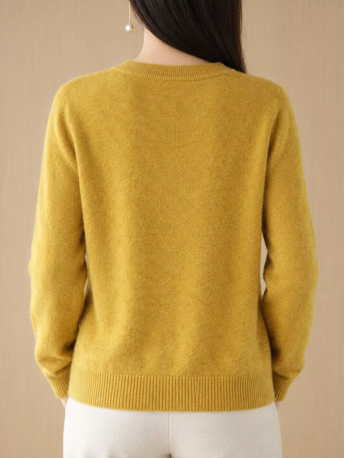 Classic Crew Neck Knit Cardigan