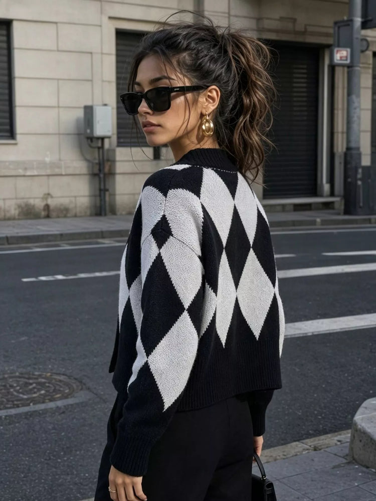 Argyle Pattern V-Neck Button-Down Cardigan