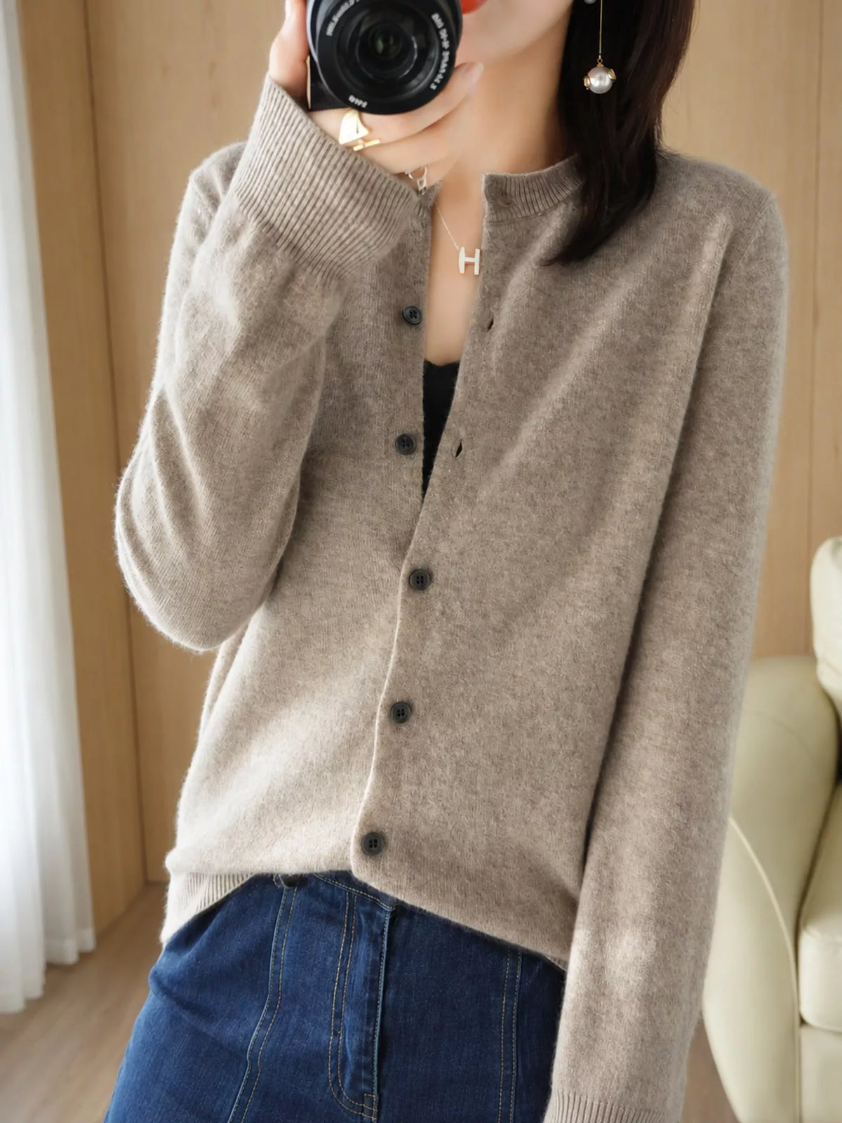Classic Crew Neck Knit Cardigan