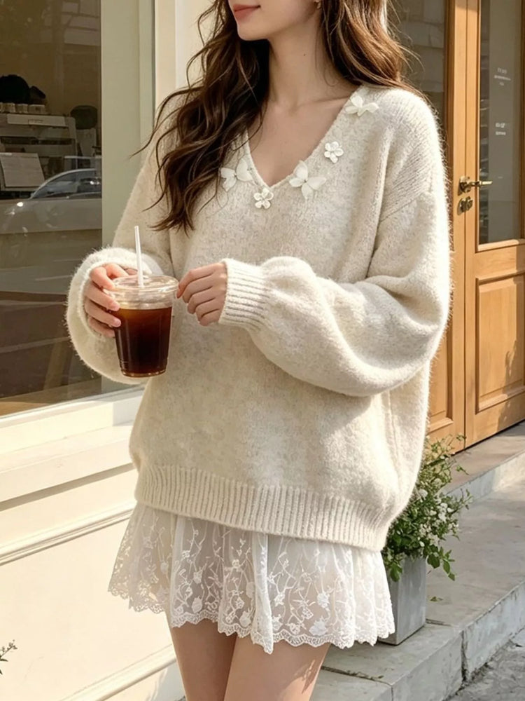 V-Neck Floral Applique Lace Hem Sweater