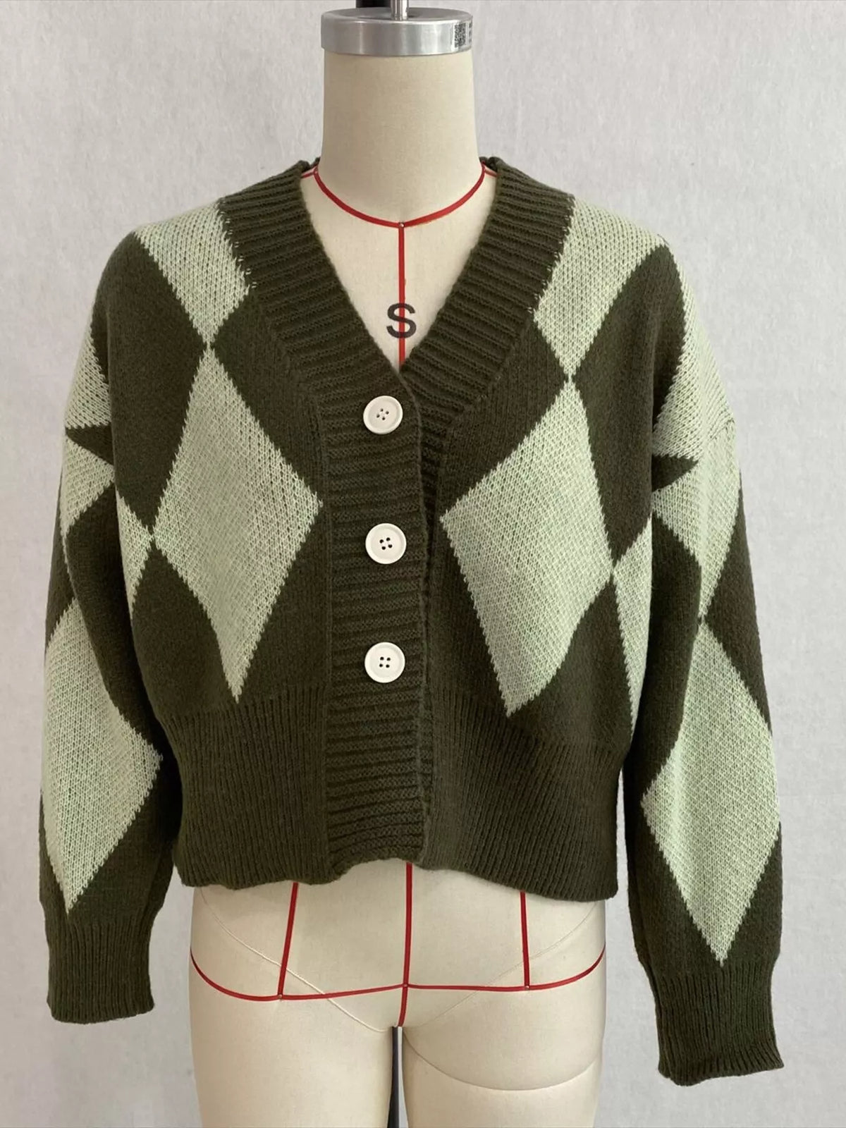 Argyle Pattern V-Neck Button-Down Cardigan