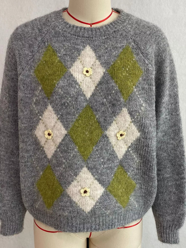 Argyle Pattern Raglan Sleeve Sweater